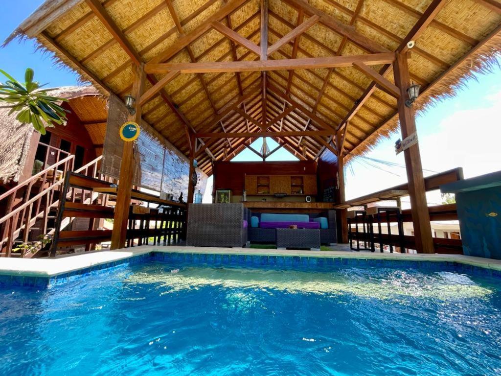 The Golden Ave Bungalow Gili Trawangan Exterior photo